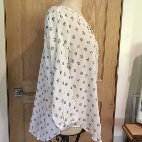 Old Navy cotton gauze top - Picture 3 of 8